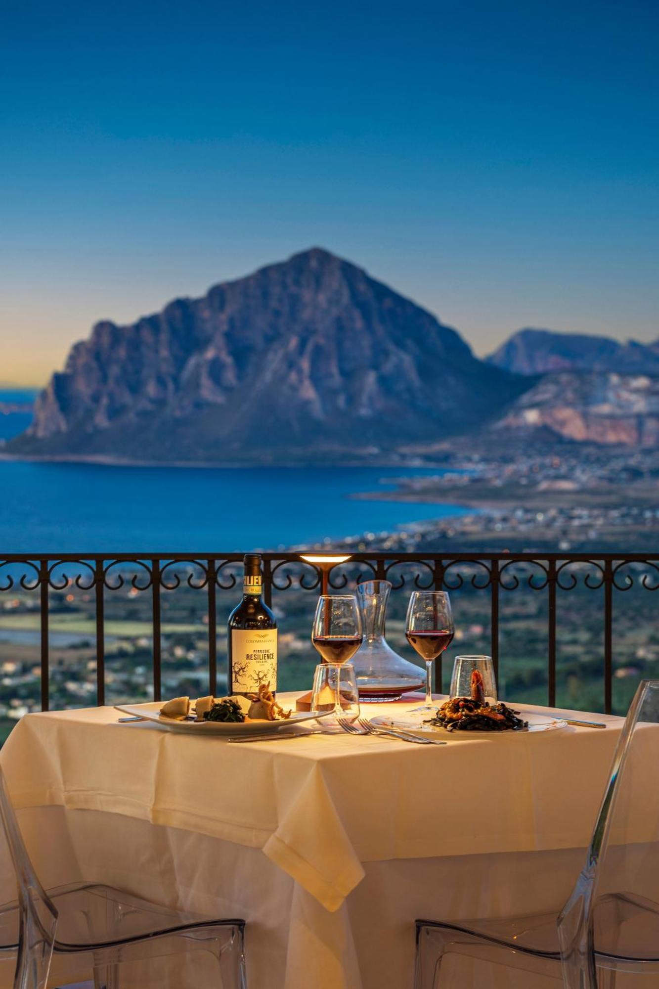 Hotel Venere Di Erice Resort & Spa Валдериче Екстериор снимка