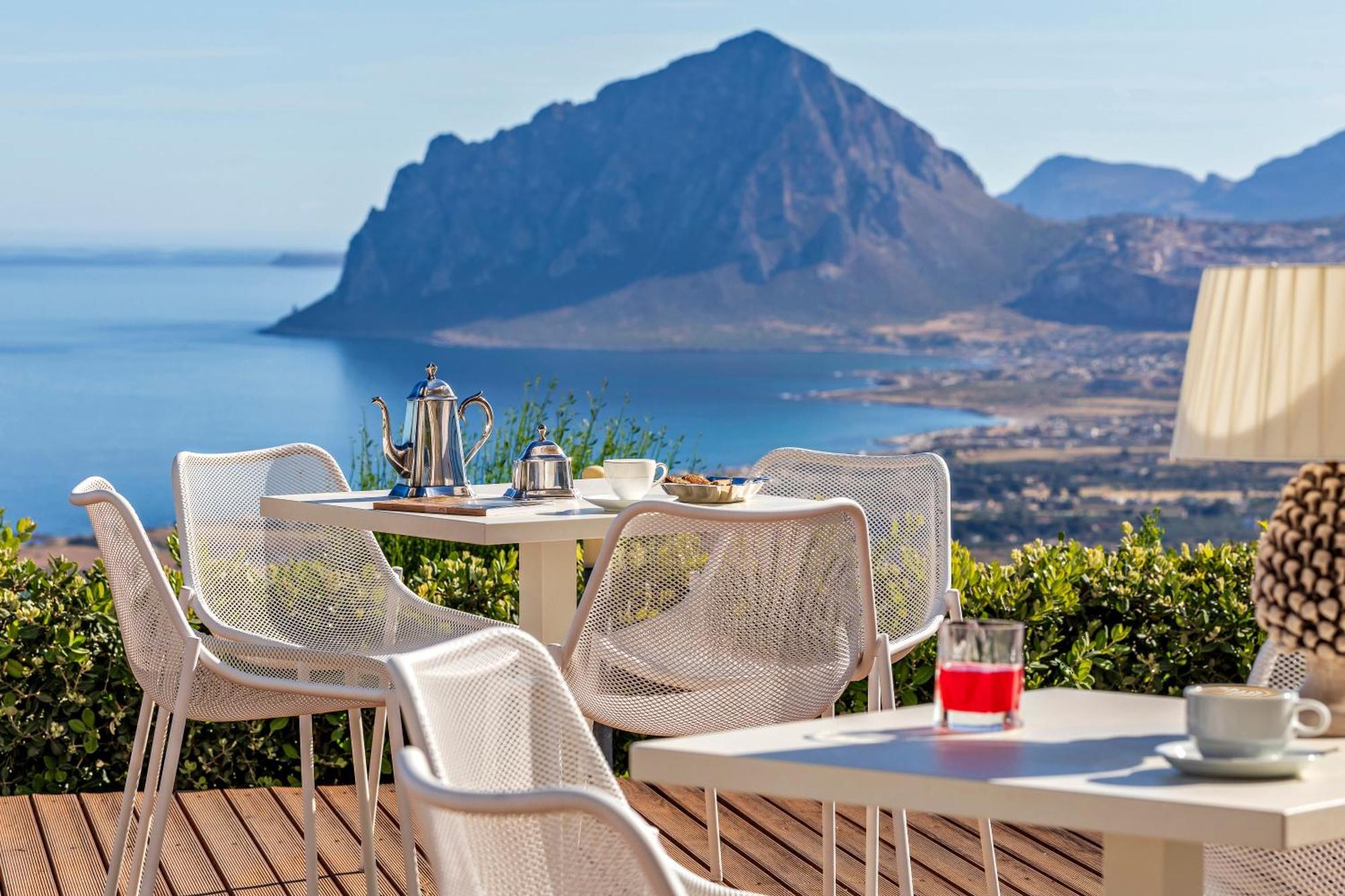 Hotel Venere Di Erice Resort & Spa Валдериче Екстериор снимка