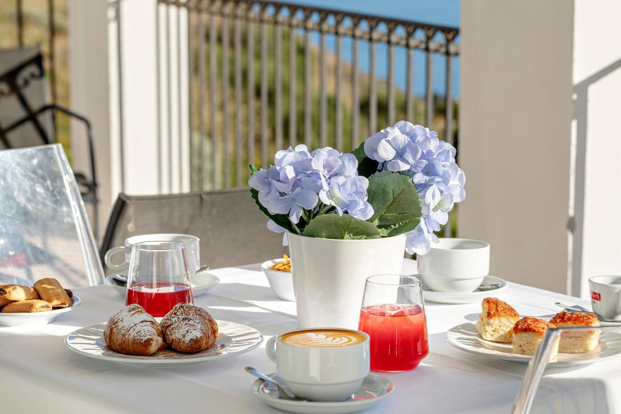 Hotel Venere Di Erice Resort & Spa Валдериче Екстериор снимка