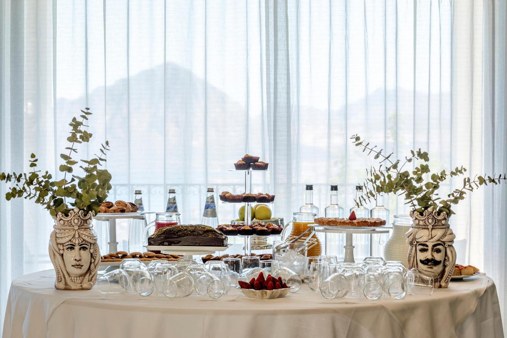Hotel Venere Di Erice Resort & Spa Валдериче Екстериор снимка