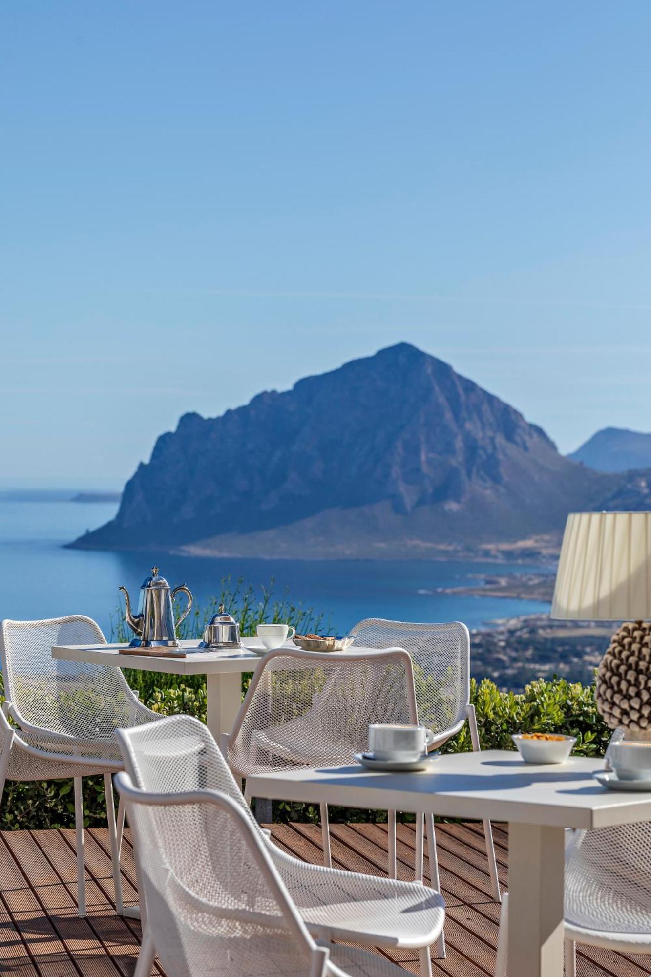 Hotel Venere Di Erice Resort & Spa Валдериче Екстериор снимка