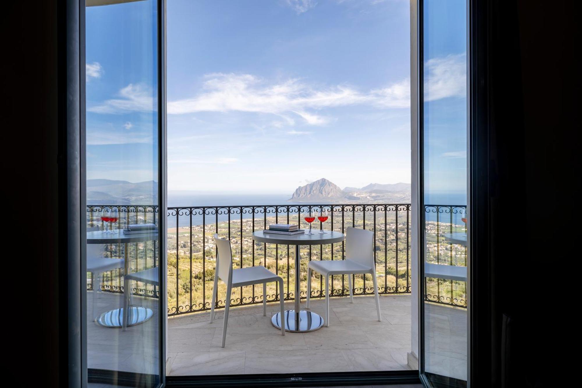 Hotel Venere Di Erice Resort & Spa Валдериче Екстериор снимка